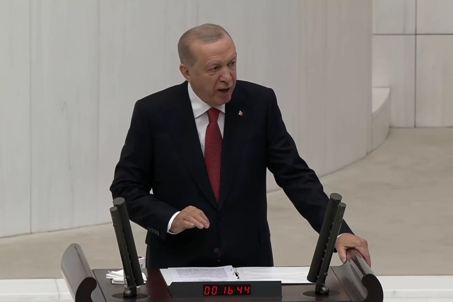 Erdoğan: Fon piyasasındaki sorunu s&uuml;ratle &ccedil;&ouml;z&uuml;yoruz
