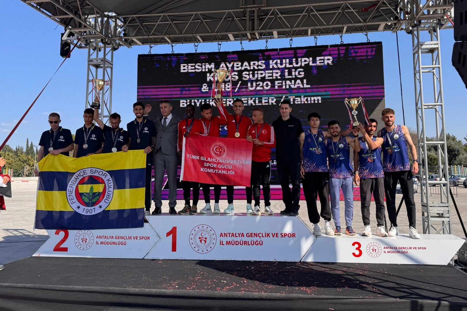 TSK Spor G&uuml;c&uuml; Kır Koşusu Takımı T&uuml;rkiye Şampiyonu oldu