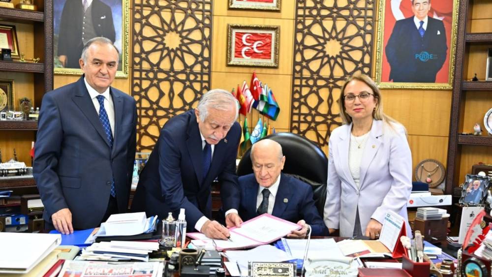 Bah&ccedil;eli'den &lsquo;s&uuml;re&ccedil;&rsquo; a&ccedil;ıklaması: &lsquo;&Ouml;calan umuda, Ahmetler g&ouml;reve, Demirtaş evine d&ouml;nmeli&rsquo; 