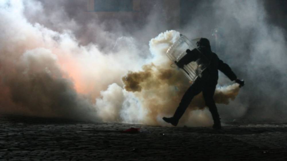 İran&rsquo;dan İsrail&rsquo;e yeni f&uuml;ze dalgası: B&ouml;lgedeki gerilim tırmanıyor 