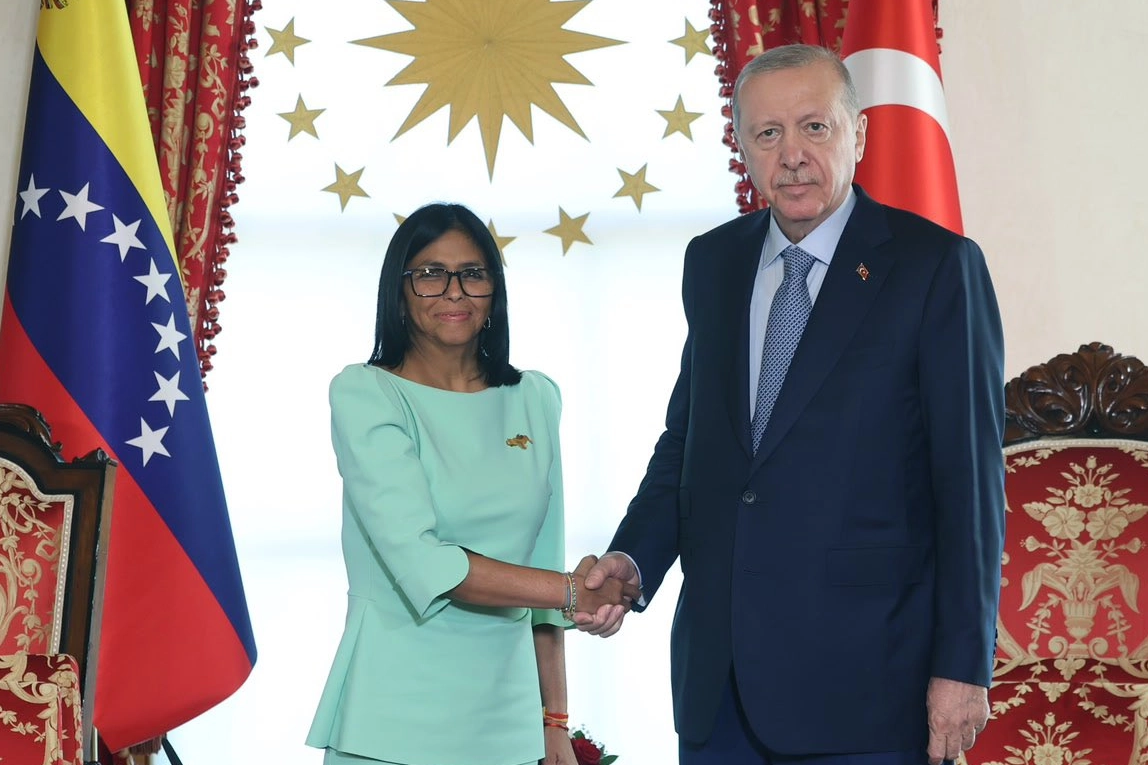 Erdoğan, Venezuela heyetini İstanbul&rsquo;da kabul etti... Ticaret hedefi 3 milyar dolar