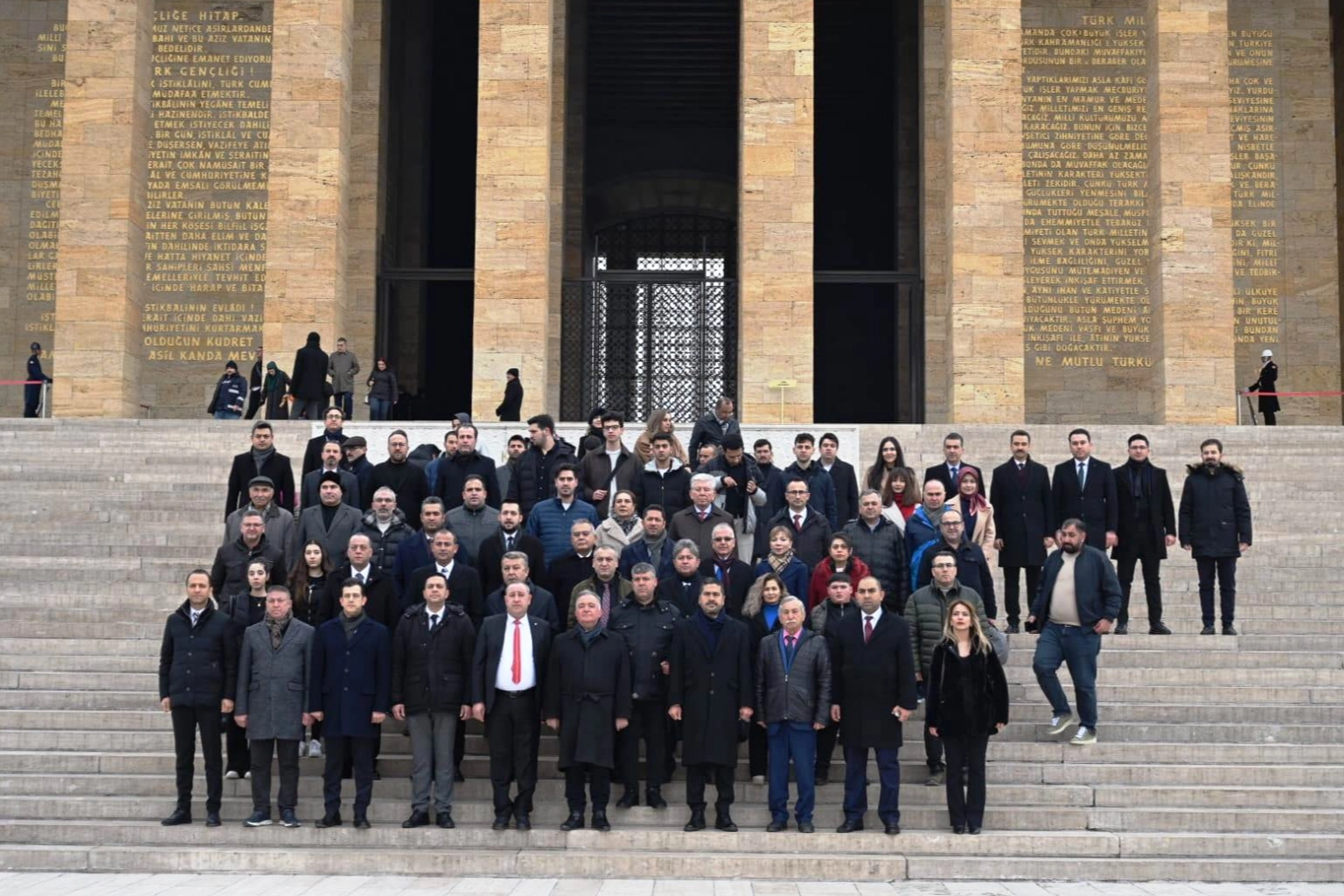 Osmaniye'nin kurtuluş etkinlikleri 'Ata'nın huzurunda ta&ccedil;landı