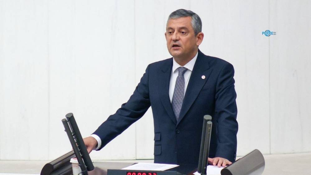 &Ouml;zel&rsquo;den &lsquo;&Ccedil;er&ccedil;eve Yasa&rsquo;ya destek: &lsquo;Metne kefil değiliz ama barışın &ouml;n&uuml;nde duran taraf olmayacağız&rsquo; 