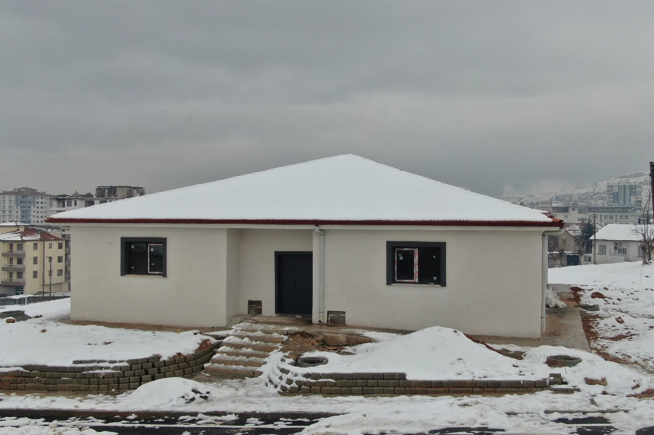 Malatya&rsquo;da taziye &ccedil;adırları kalkıyor, taziye evleri yapılıyor