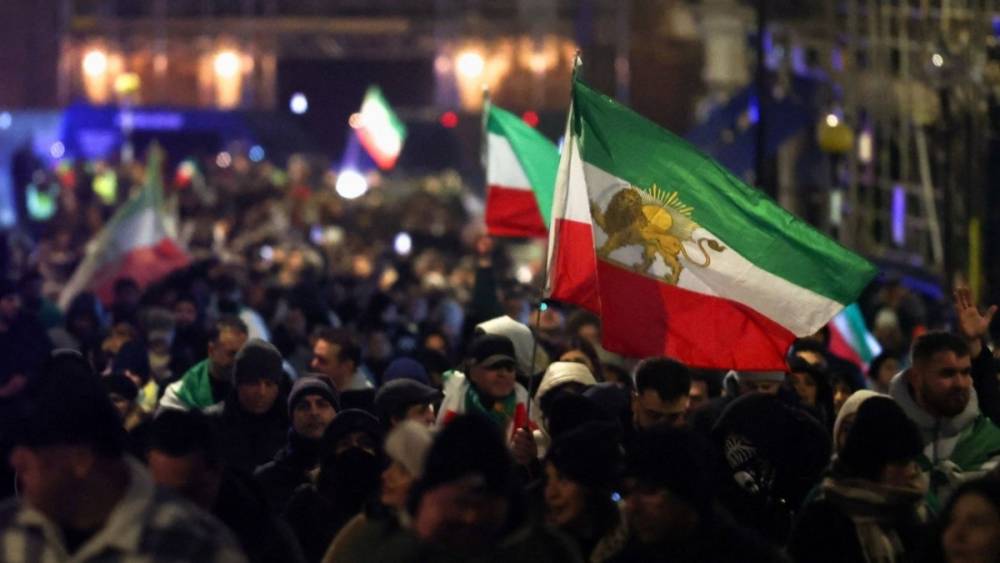 ABD&rsquo;den kendi vatandaşlarına uyarı:&rsquo; İran&rsquo;dan &ccedil;ıkamıyorsanız T&uuml;rkiye ve Ermenistan&rsquo;a ge&ccedil;in&rsquo; 