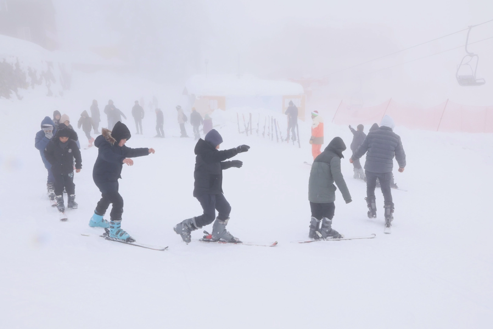 &Ccedil;ocukların Uludağ&rsquo;da kar keyfi