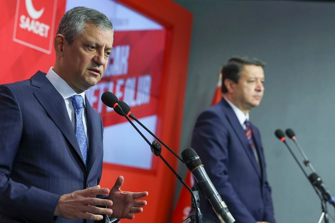 &Ouml;zel ve Arıkan&rsquo;dan 'erken se&ccedil;im' mesajı: Ka&ccedil;ınılmaz!