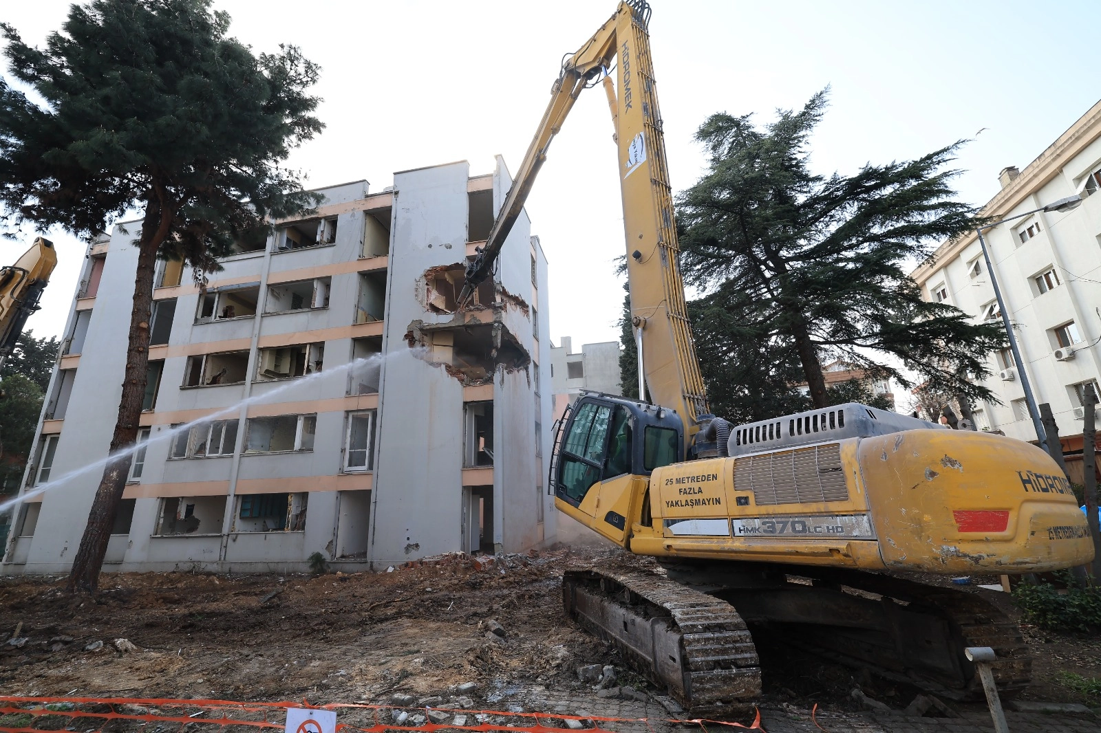 İstanbul'da kentsel d&ouml;n&uuml;ş&uuml;mde stratejik adım