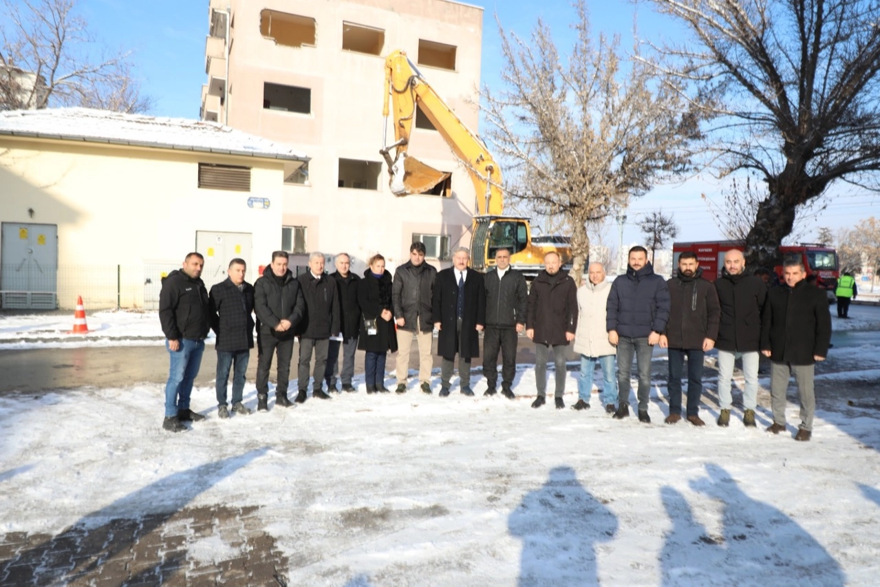 Kayseri Melikgazi Aydınlıkevler'de d&ouml;n&uuml;ş&uuml;m başladı