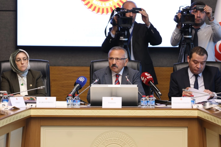T&uuml;m okullar riske karşı yeniden inceleniyor