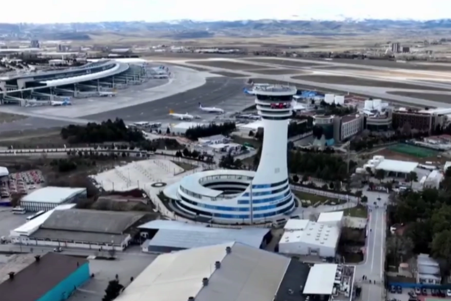 Ankara havacılıkta Esenboğa ile y&uuml;kseliyor... Esenboğa'ya &uuml;&ccedil;&uuml;nc&uuml; pist ve yeni kule