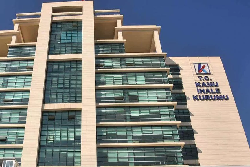 Kamu ihalelerine katılacaklara kritik uyarı! Vergi ve SGK borcu sınırı 50 bin TL&rsquo;ye &ccedil;ıktı