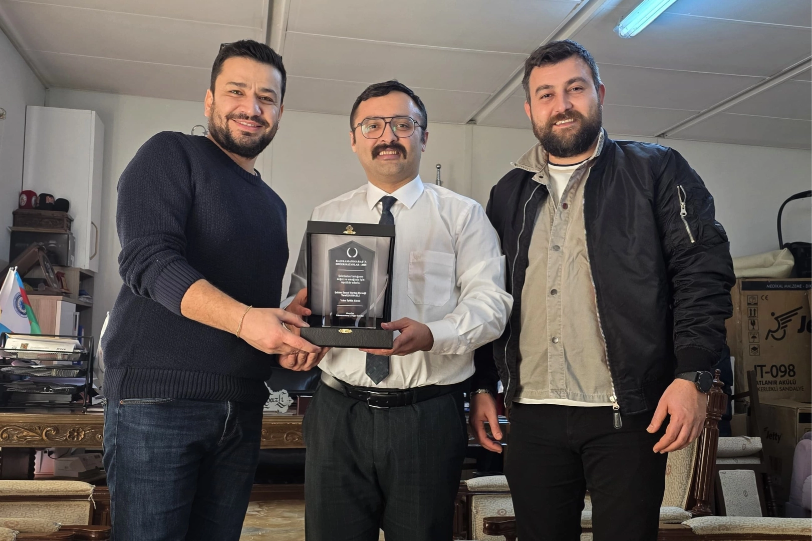 Şahbaz Uluslararası Yardım Derneği&rsquo;ne &ldquo;Yılın İyilik El&ccedil;isi&rdquo; &ouml;d&uuml;l&uuml;