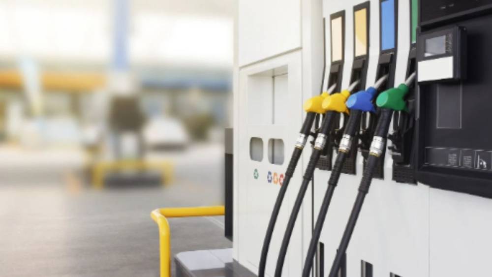 Akaryakıt fiyatları y&uuml;kseliyor: Motorine zam kapıda 