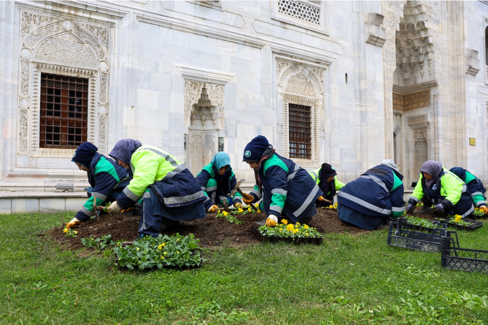 Bursa kışın da adeta &ccedil;i&ccedil;ek bah&ccedil;esi