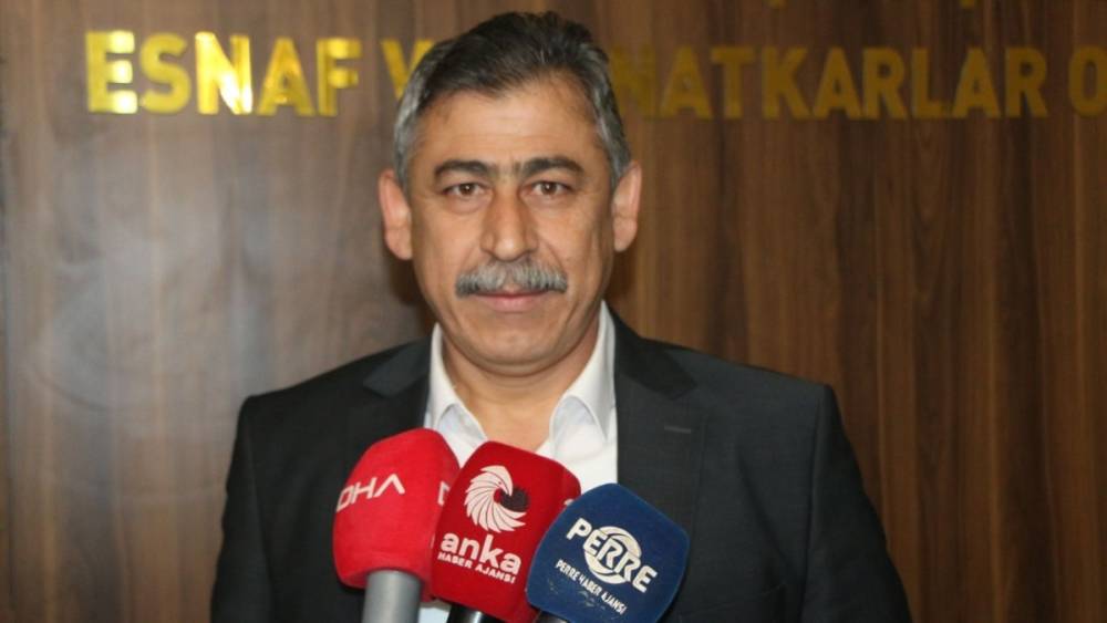 Hakan Yanar'dan Yerinde D&ouml;n&uuml;ş&uuml;m &ccedil;ağrısı: &Ouml;deme gecikmeleri inşaatları ve sekt&ouml;r&uuml; zorluyor 