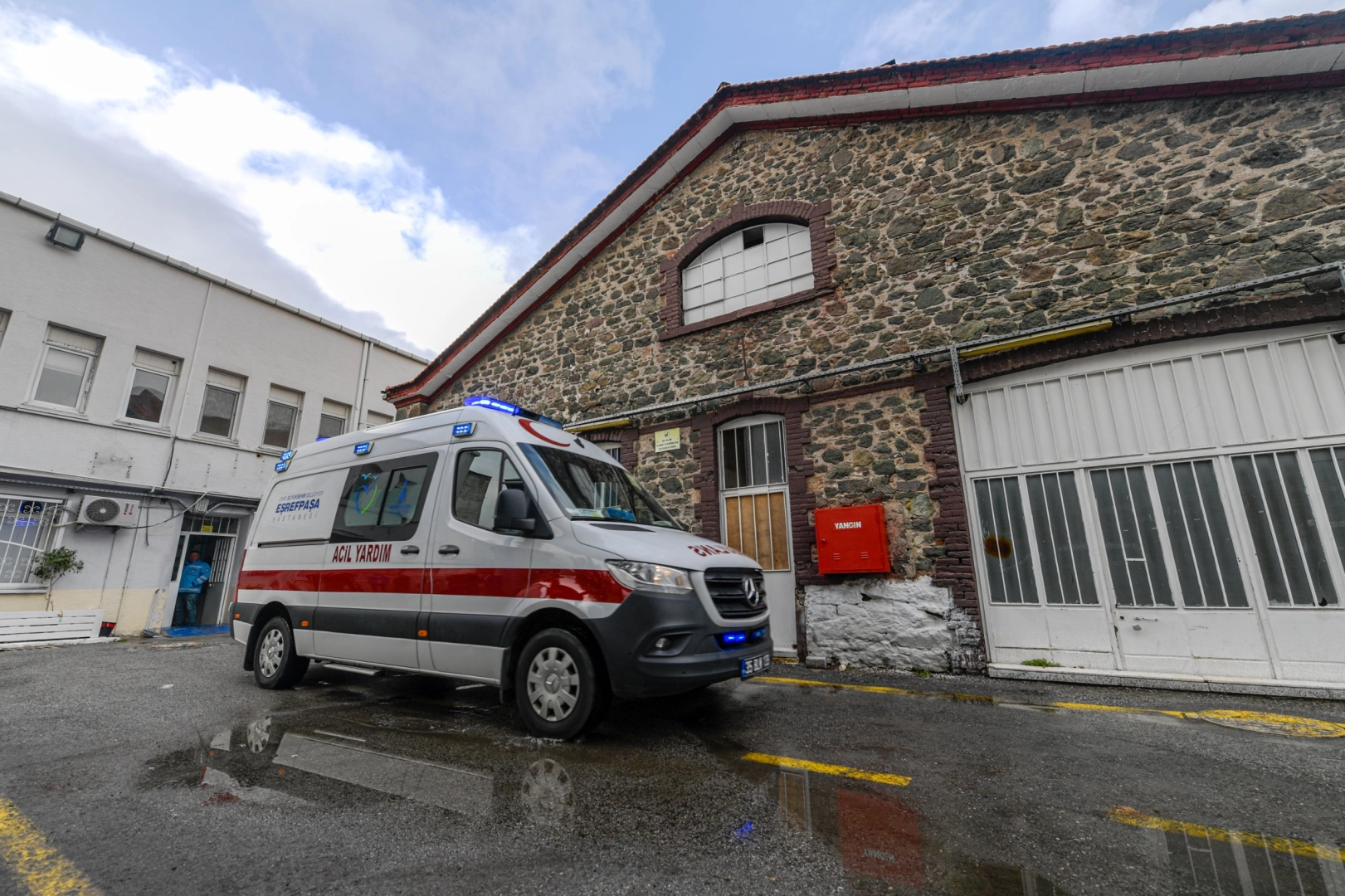 İzmir&rsquo;in sağlık tarihine eski gasilhane binaları ışık tutuyor