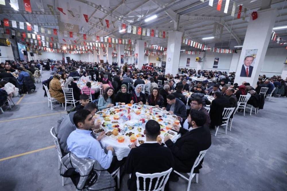 Mardin'de 'Kardeşlik İftarı'na 5 bin kişi katıldı