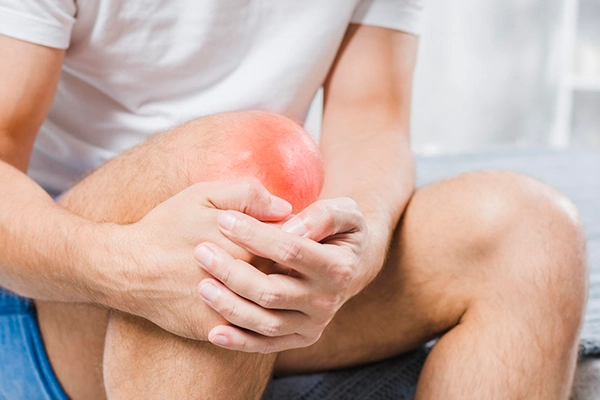 Diz ağrısını hafife almayın! Dizinizdeki '&ccedil;ıt' sesi masum olmayabilir