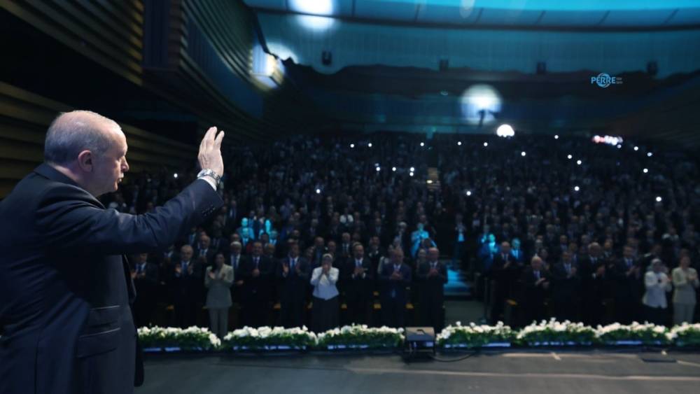 Erdoğan: 'Dezenformasyonla m&uuml;cadeleyi milli g&uuml;venlik meselesi olarak g&ouml;r&uuml;yoruz' 