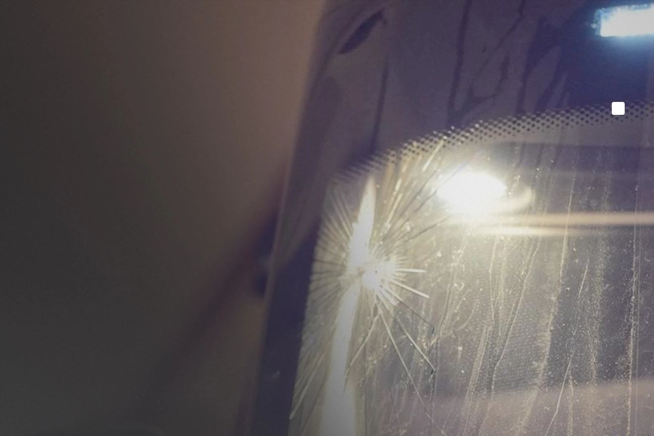 Trabzonspor&rsquo;un takım otob&uuml;s&uuml;ne taşlı saldırı!