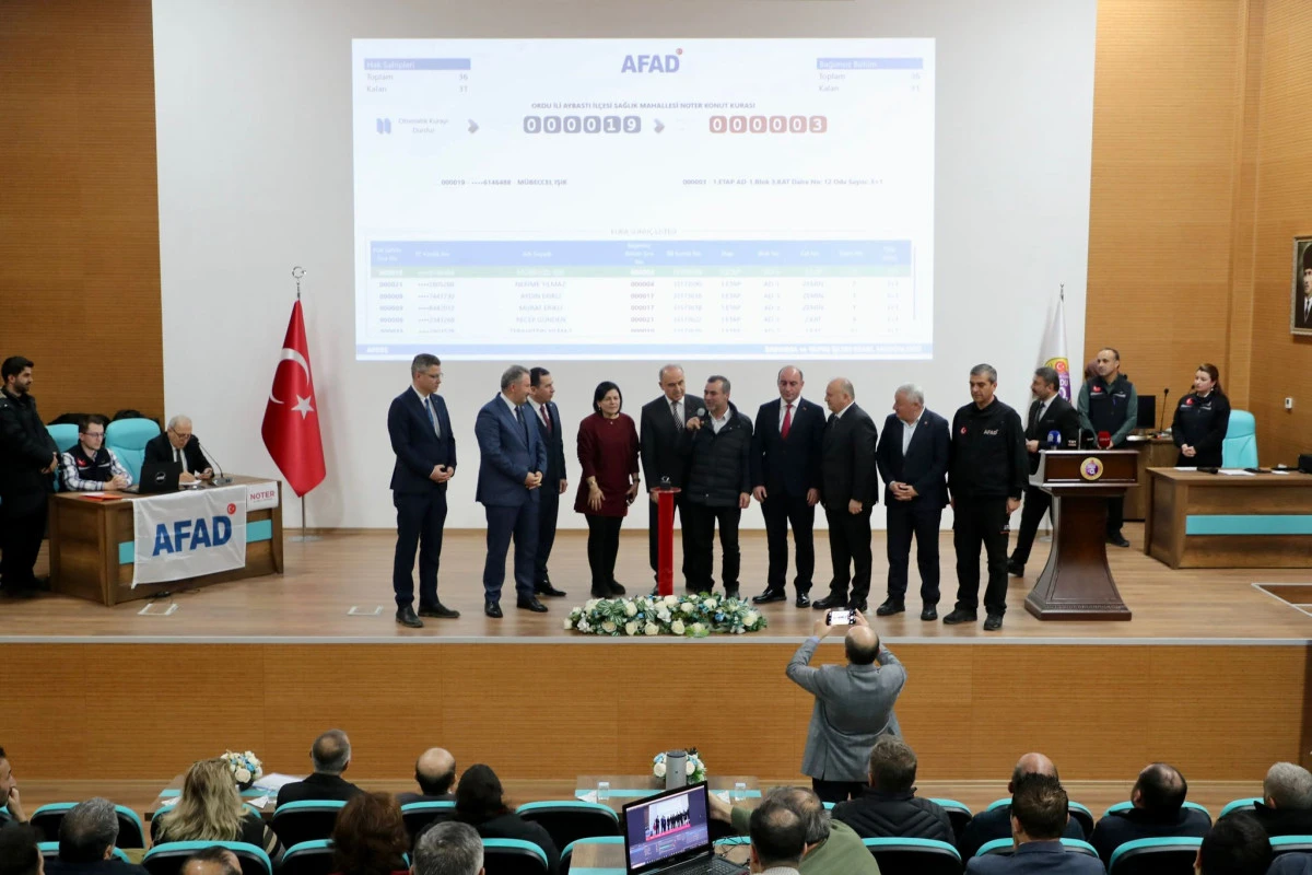 84 Afet Konutunun Kura &Ccedil;ekimi Ger&ccedil;ekleştirildi