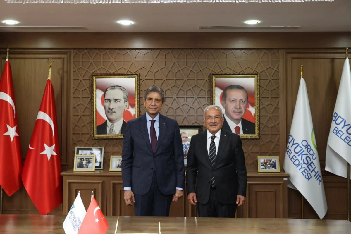 AK PARTİ GENEL BAŞKAN YARDIMCISI MUSTAFA DEMİR B&Uuml;Y&Uuml;KŞEHİR&rsquo;DE