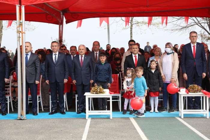 BAŞKAN GÜLER, MAKAM KOLTUĞUNU ÇOCUKLARA DEVRETTİ