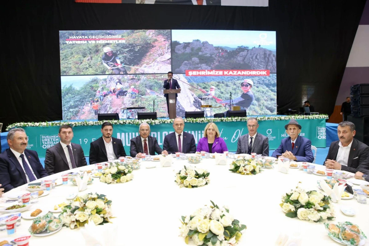 BAŞKAN GÜLER MUHTARLARLA BİR ARAYA GELDİ
