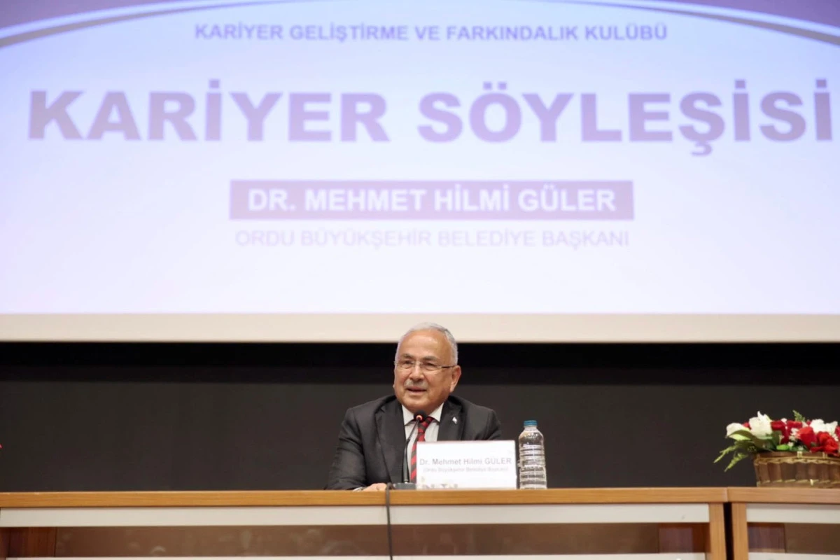 BAŞKAN GÜLER, ORDU ÜNİVERSİTESİ’NDE GENÇLERLE BULUŞTU