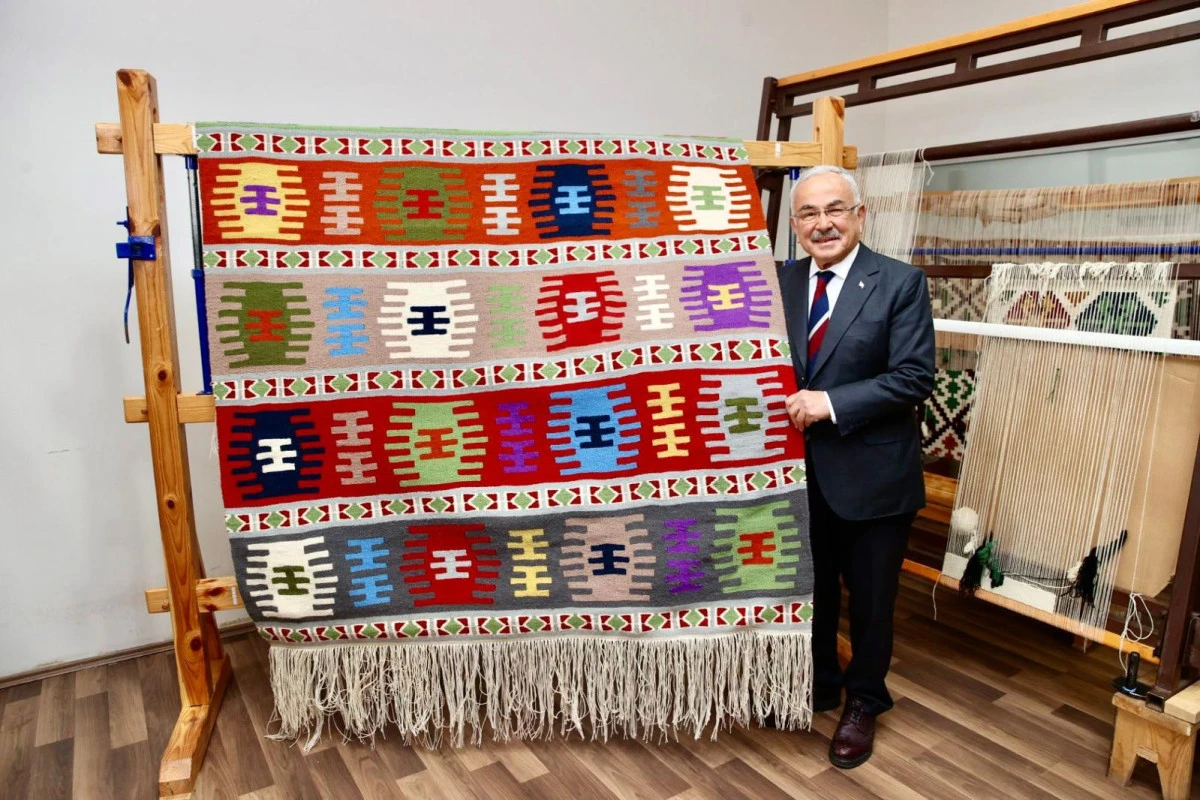 BAŞKAN G&Uuml;LER: &ldquo;ORMEK&rsquo;LERİMİZ HEM MESLEK &Ouml;ĞRETİYOR HEM DE SANATIN GELİŞMESİNİ SAĞLIYOR&rdquo; 