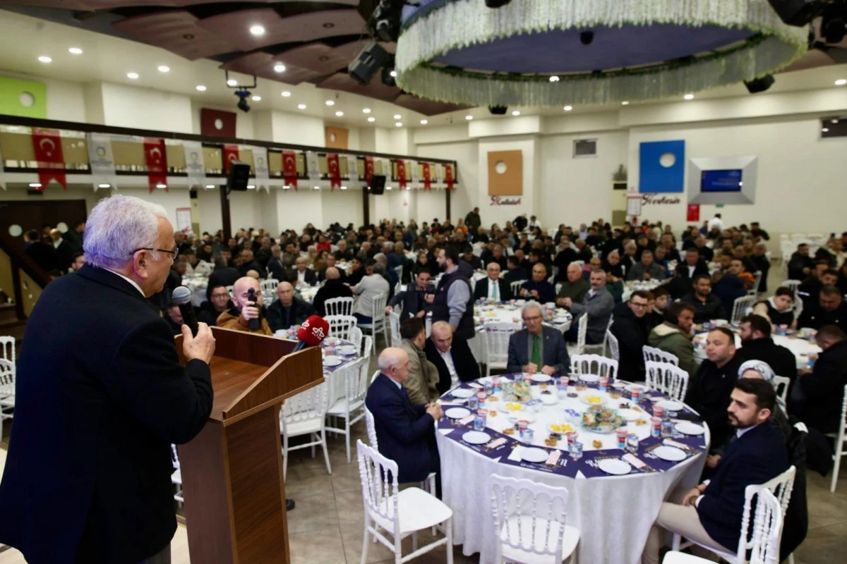 BAŞKAN G&Uuml;LER, SANAYİ ESNAFI İLE İFTARDA BULUŞTU 