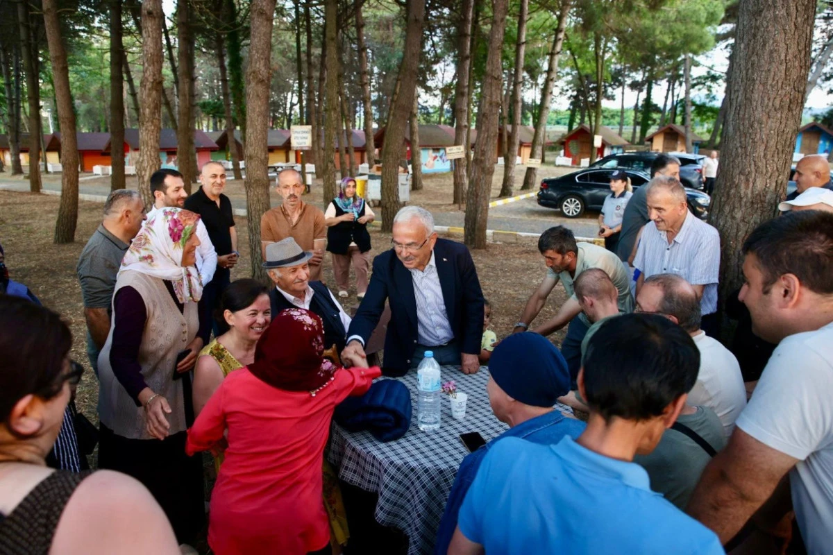 ÇINARSUYU’NDA VATANDAŞLARIN TATİL KEYFİ