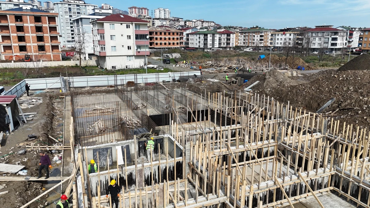 ENGELLİ G&Uuml;ND&Uuml;Z BAKIM, AİLE DANIŞMANLIĞI VE REHABİLİTASYON MERKEZİ Y&Uuml;KSELİYOR