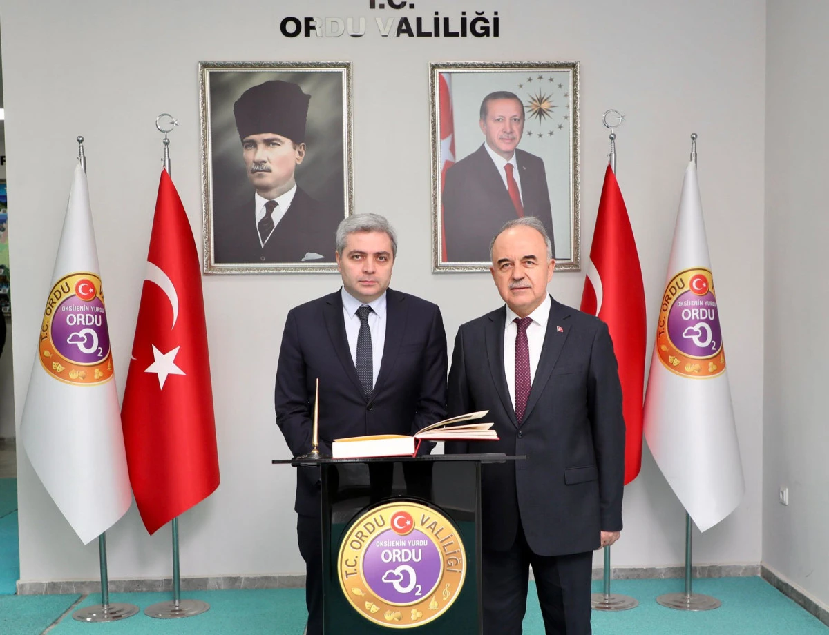 G&uuml;rcistan&rsquo;ın Ankara B&uuml;y&uuml;kel&ccedil;isi Kalandia, Vali Erol&rsquo;u Ziyaret Etti