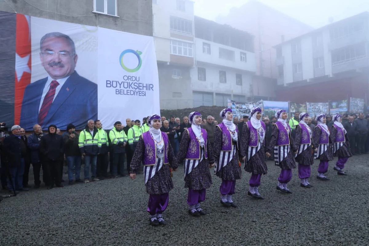 G&Uuml;RGENTEPE&rsquo;DE HIDIRELLEZ ŞENLİĞİ