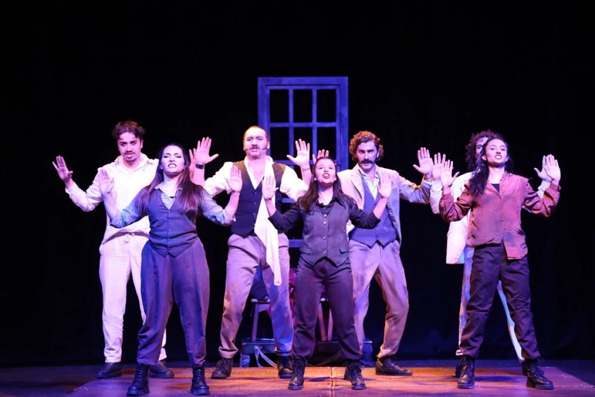 &ldquo;Kırmızı Pazartesi" Oyunu Sahnelendi