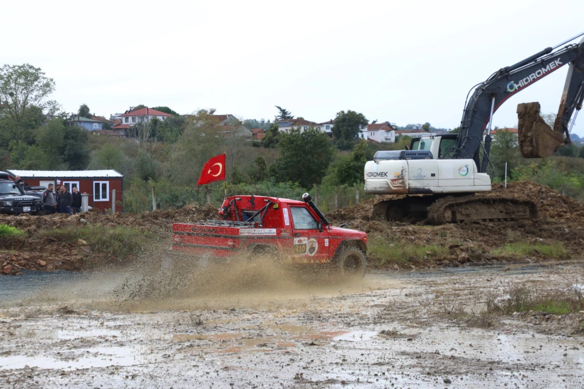 OFF ROAD TUTKUNLARI ÜNYE’DE BULUŞTU 