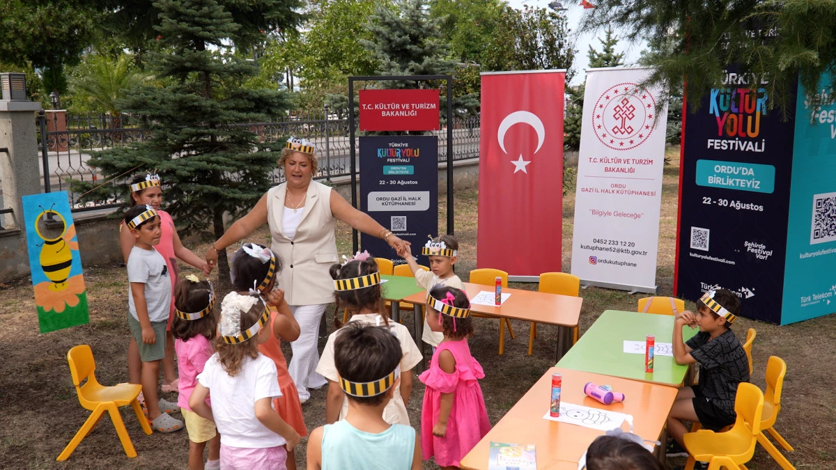 ORDU, FESTİVAL KAPSAMINDA BİRBİRİNDEN &Ouml;ZEL ETKİNLİK VE AT&Ouml;LYELERİ ZİYARET&Ccedil;İLERLE BULUŞTURDU