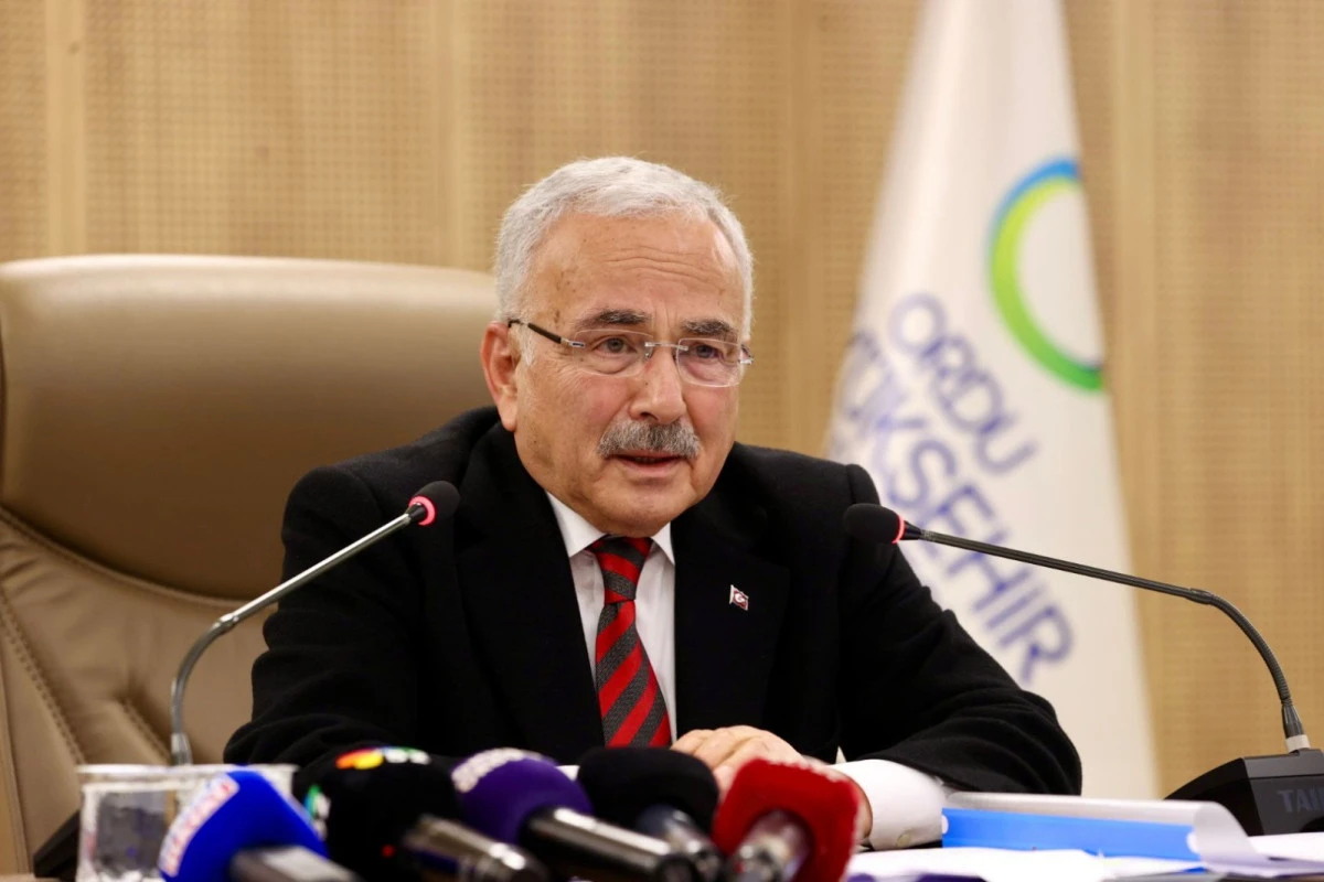 &ldquo;ORDU İSTERSE OLUYOR. YETER Kİ HERKES DEDİKODUYU BIRAKIP KENDİ İŞİNİ YAPSIN&rdquo;