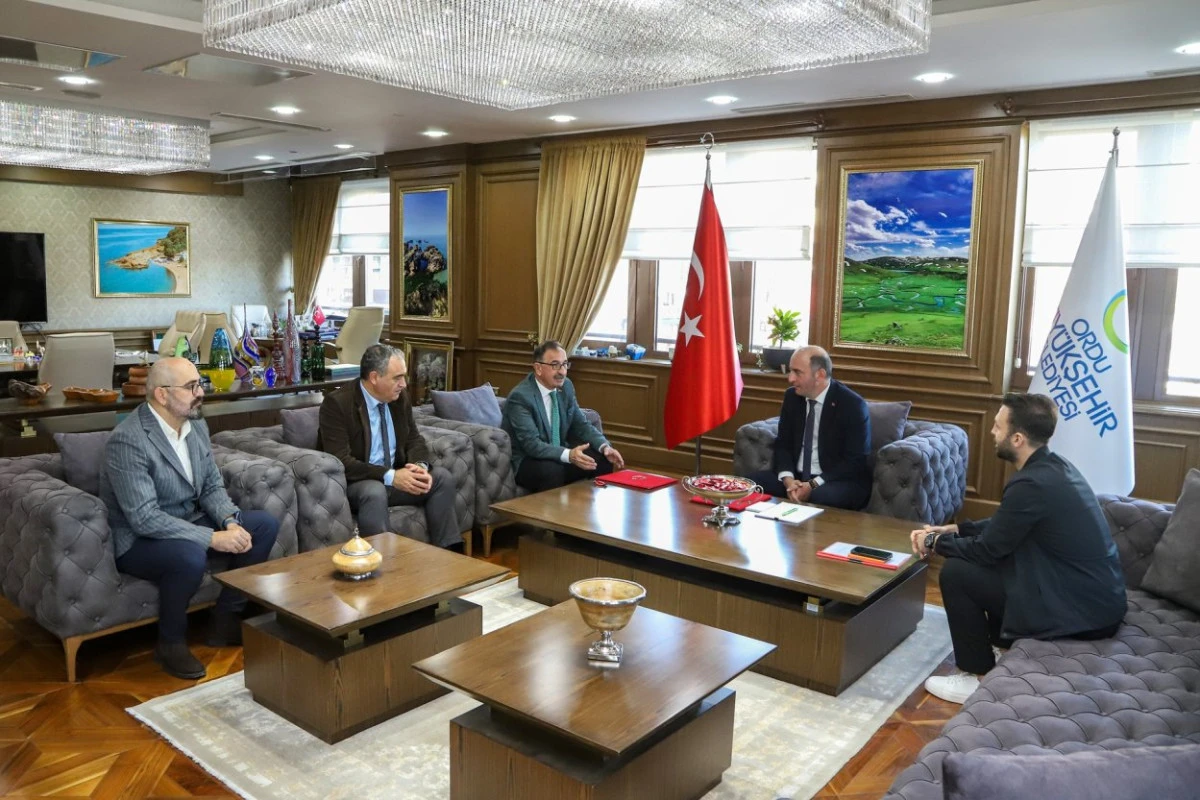  ŞAMPİYONANIN ARDINDAN MİLLİ TAKIM KAMPI
