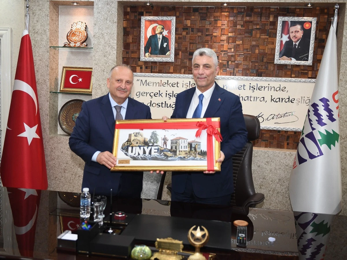 TİCARET BAKANI BOLAT&rsquo;TAN BAŞKAN TAVLI&rsquo;YA ZİYARET