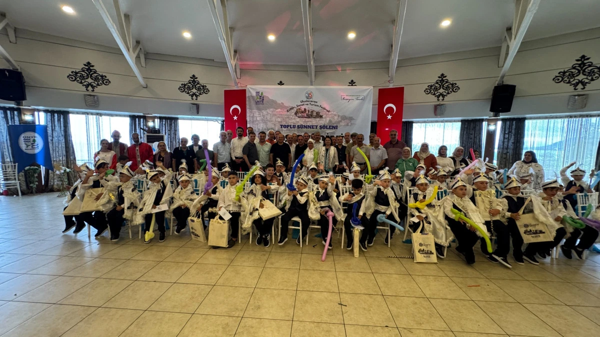&Uuml;NYE BELEDİYESİ&rsquo;NDEN GELENEKSEL TOPLU S&Uuml;NNET Ş&Ouml;LENİ