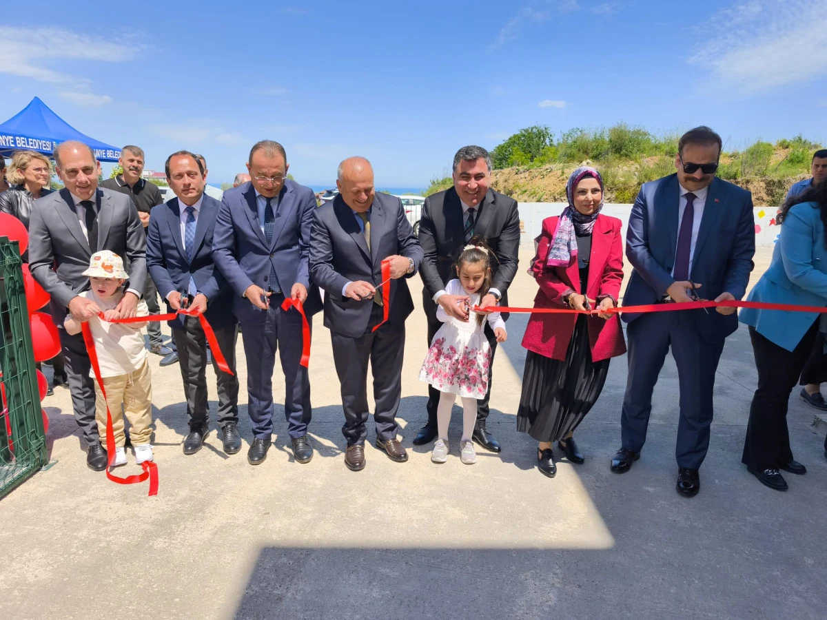 ÜNYE BELEDİYESİ’NDEN ÖZEL ÇOCUKLARA ENGELSİZ PARK 