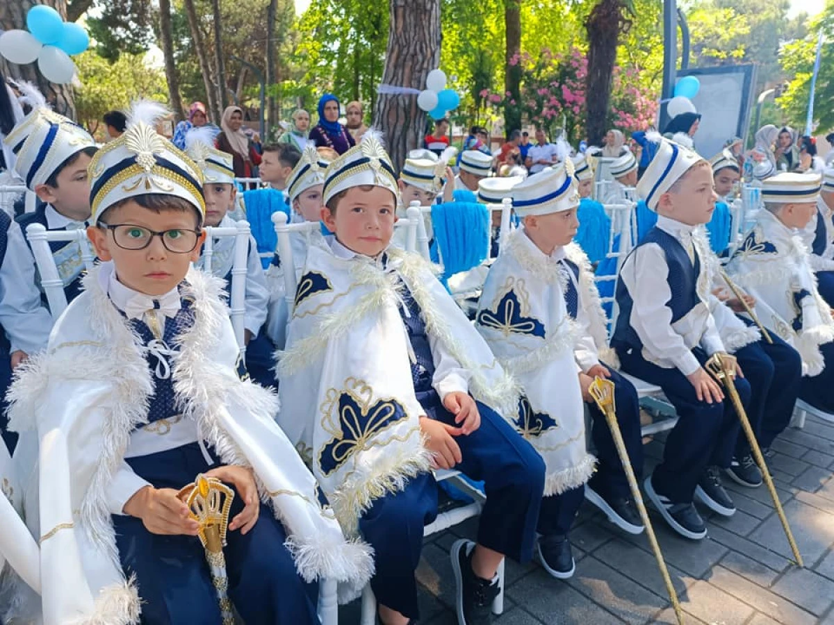ÜNYE’DE GELENEKSEL SÜNNET ŞÖLENİ COŞKUYLA GERÇEKLEŞTİRİLDİ