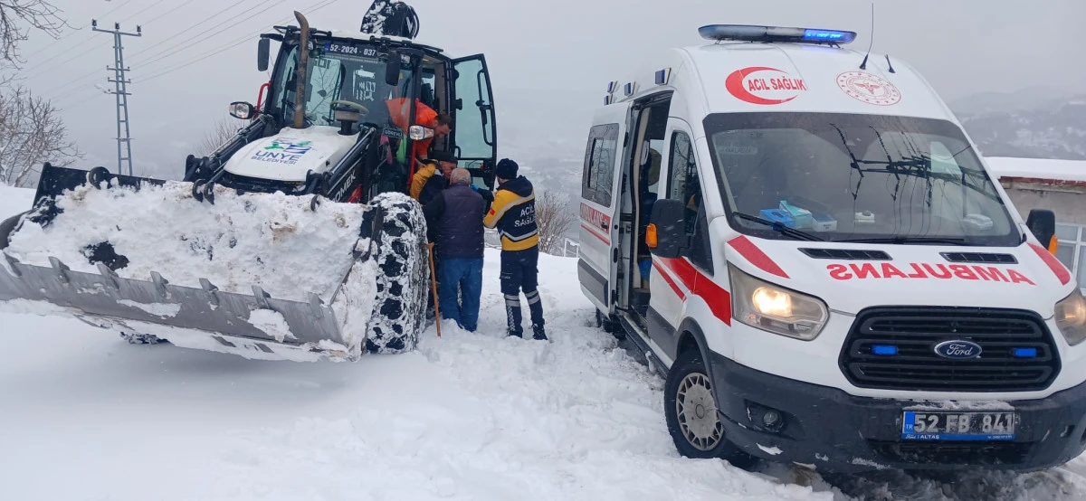&Uuml;NYE'DE KARLA M&Uuml;CADELE &Ccedil;ALIŞMALARI S&Uuml;R&Uuml;YOR