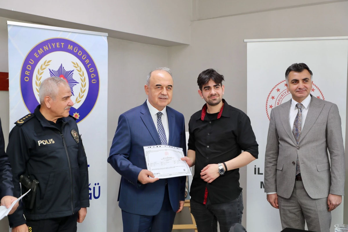 Vali Erol, ÇOGEP Kapsamında Düzenlenen Etkinliğe Katıldı