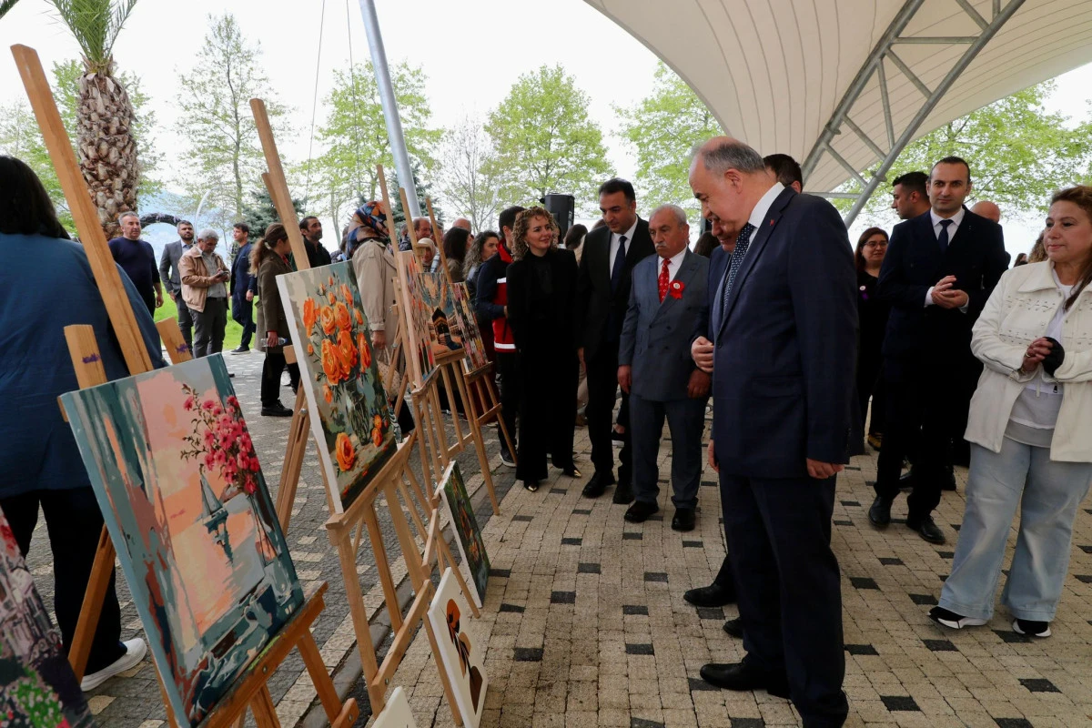 Vali Erol, Engelliler Haftası Kapsamında D&uuml;zenlenen Sergi A&ccedil;ılışına Katıldı