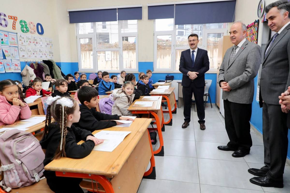 Vali Muammer Erol, K&uuml;&ccedil;&uuml;k Eslem&rsquo;in İsteğini Yerine Getirdi