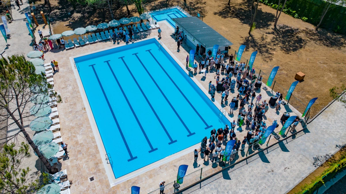 YENİ KADINLAR PLAJI VE AÇIK YÜZME HAVUZU AÇILDI